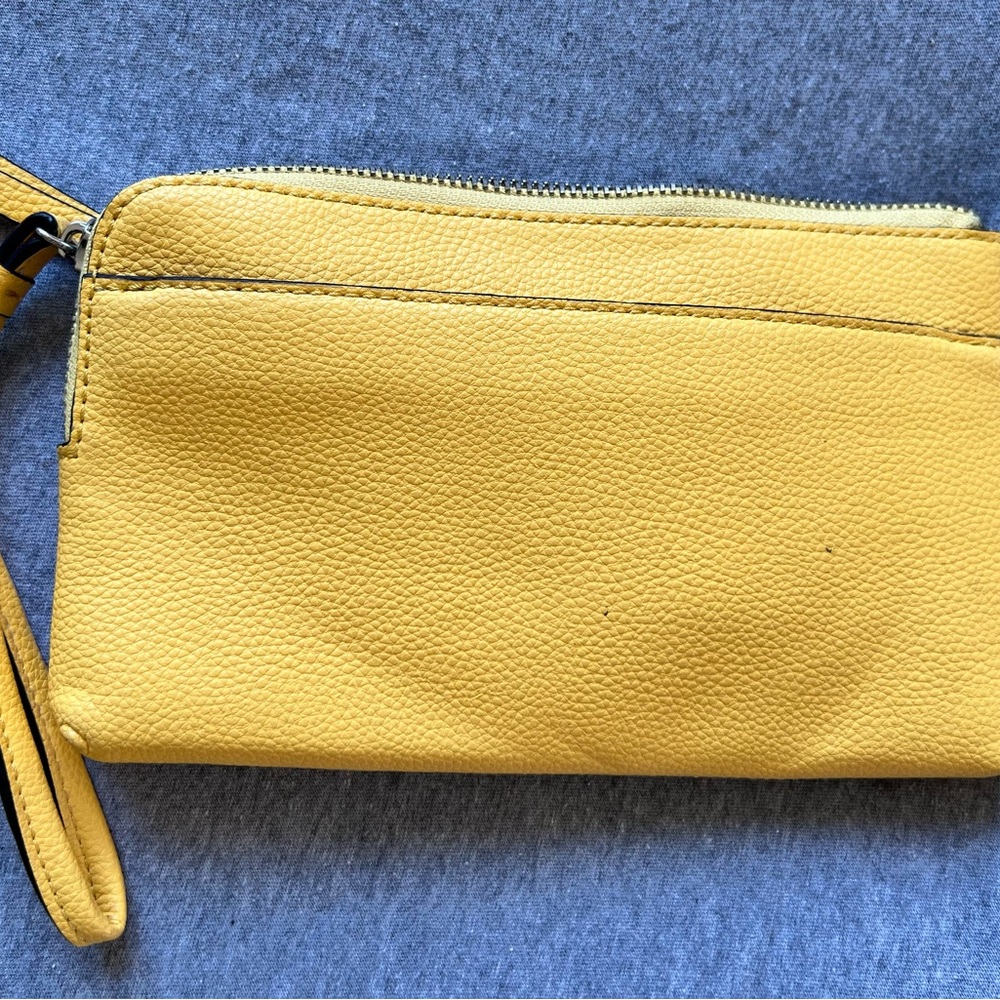Dana Buchman Vibrant Yellow Wristlet - Picture 2 of 6